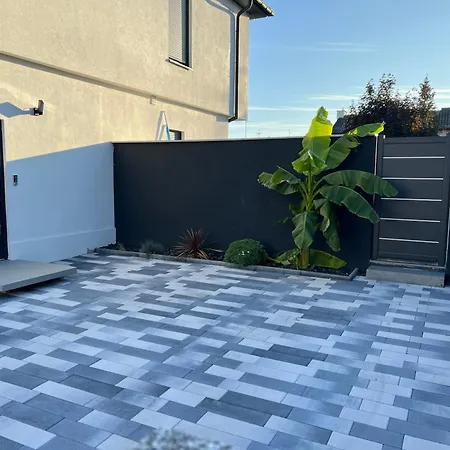 Villa Kleber -2